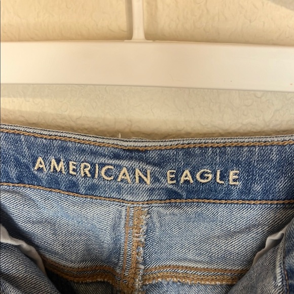 American Eagle Outfitters Blue Jean Distressed Shorts - Picture 3 of 4